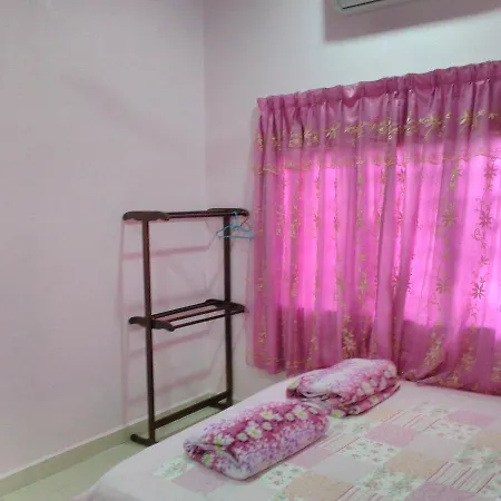 Homestay Pulau Langkawi Pantai Cenang  Exterior photo